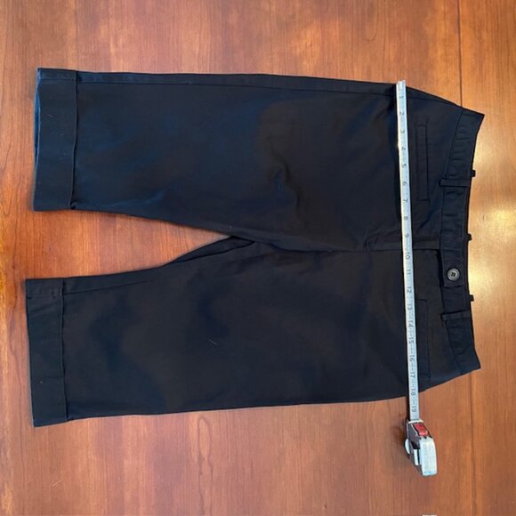 Worthington Modern Fit Black Capris Size 6P - Picture 4 of 4